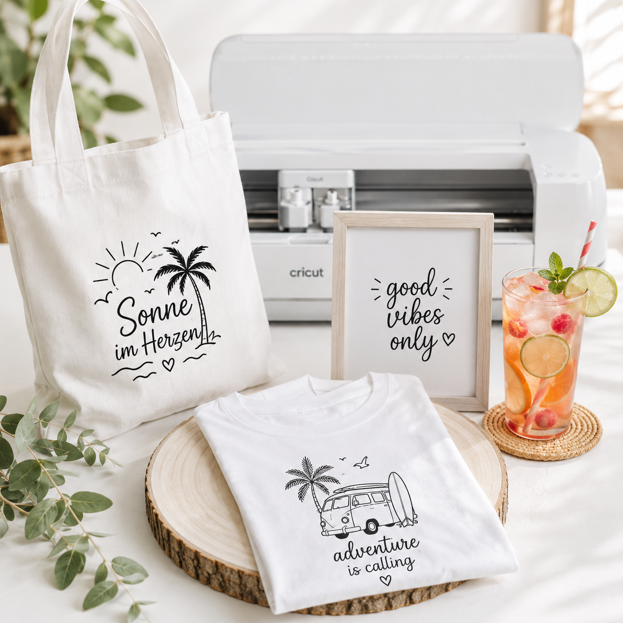 FAMAFAMI Plotterdateien auf T-Shirt, Tasche, Tasse und Karte